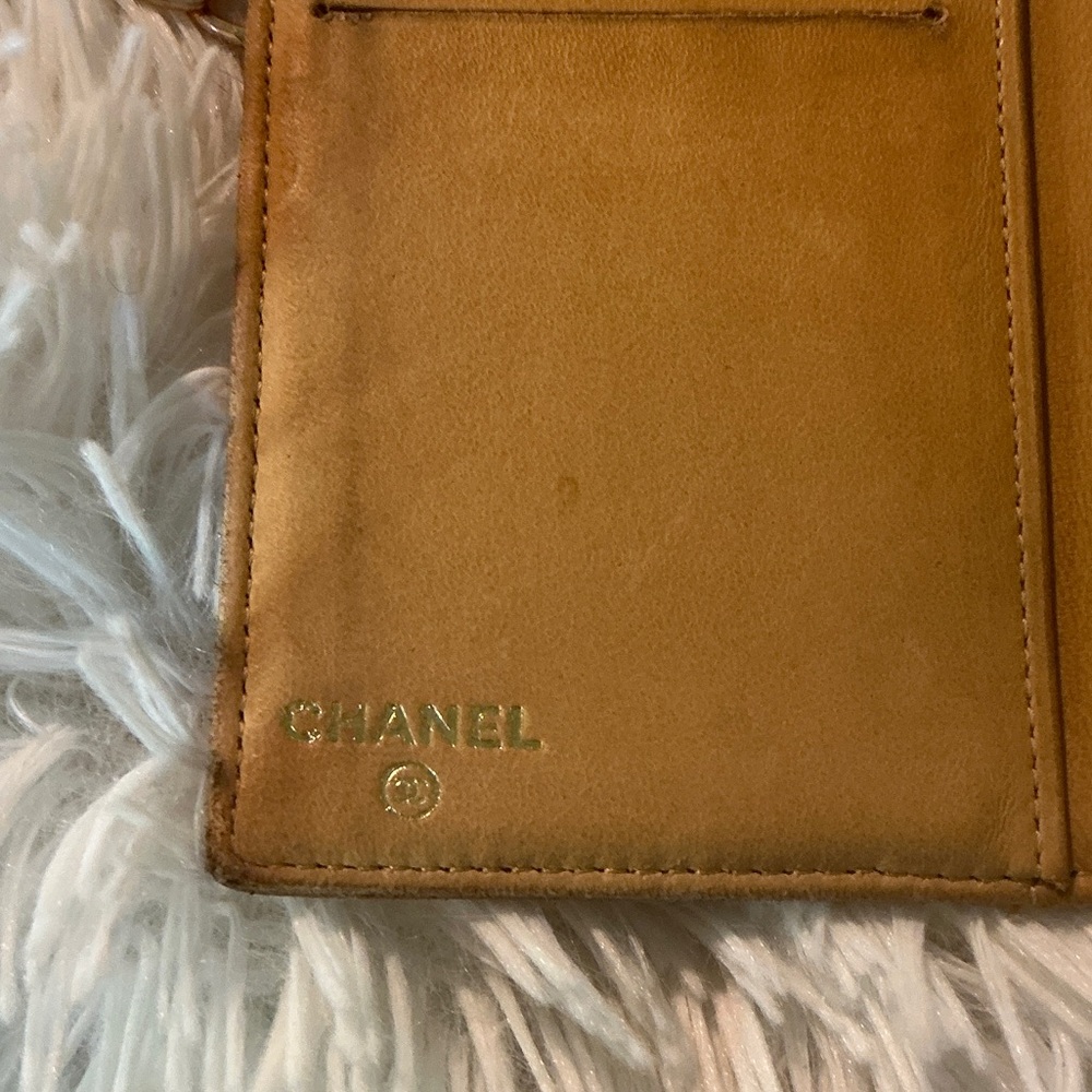 CHANEL Tan Leather Wallet - Picture 12 of 13